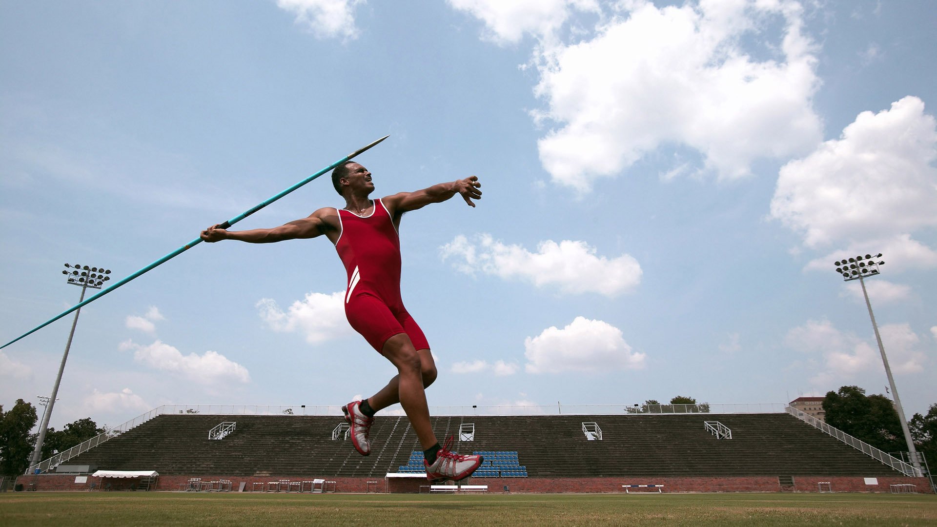 全市马拉松志愿者争霸赛，团队合作的力量，马拉松志愿者竞赛组是干什么的